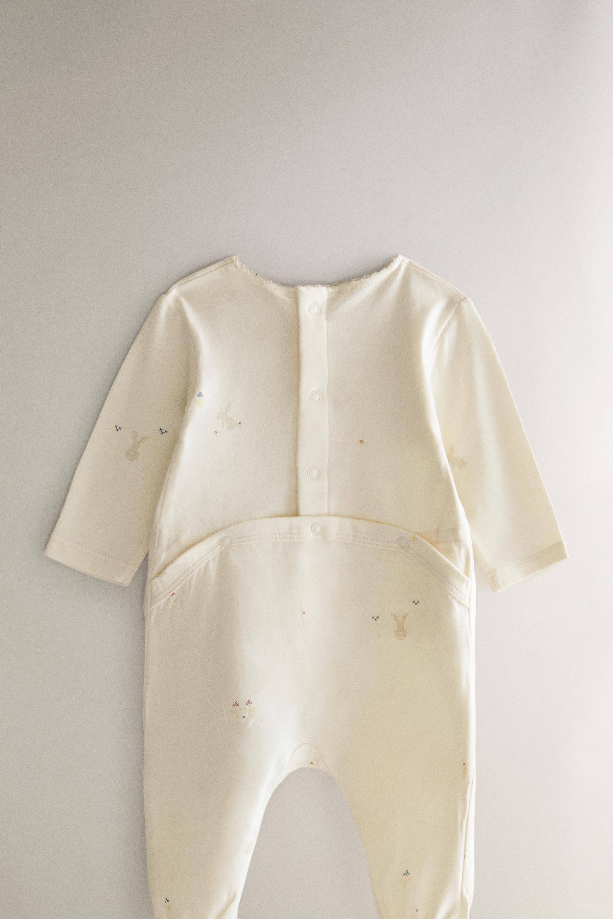 ENSEMBLE DE NAISSANCE BÉBÉ LAPINS ET FLEURS